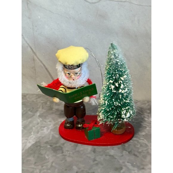 Vintage Kurt Adler Hersheys Christmas Caroler Collector Christmas Figurine 4.5" - Picture 2 of 6